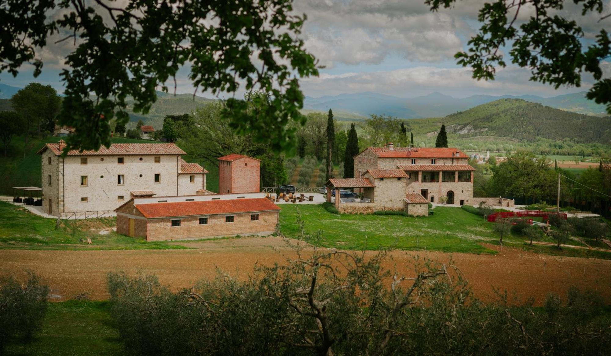 Agriturismo Podere Tovari Ангьяри Экстерьер фото