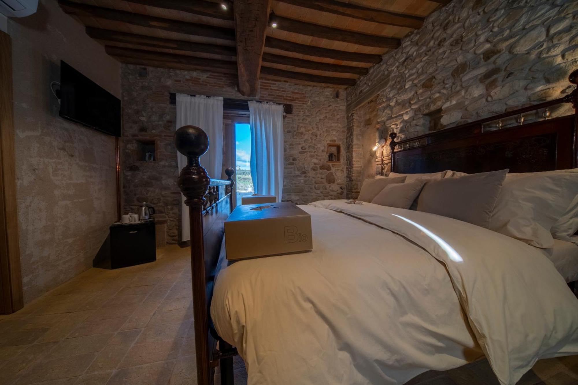Agriturismo Podere Tovari Ангьяри Экстерьер фото