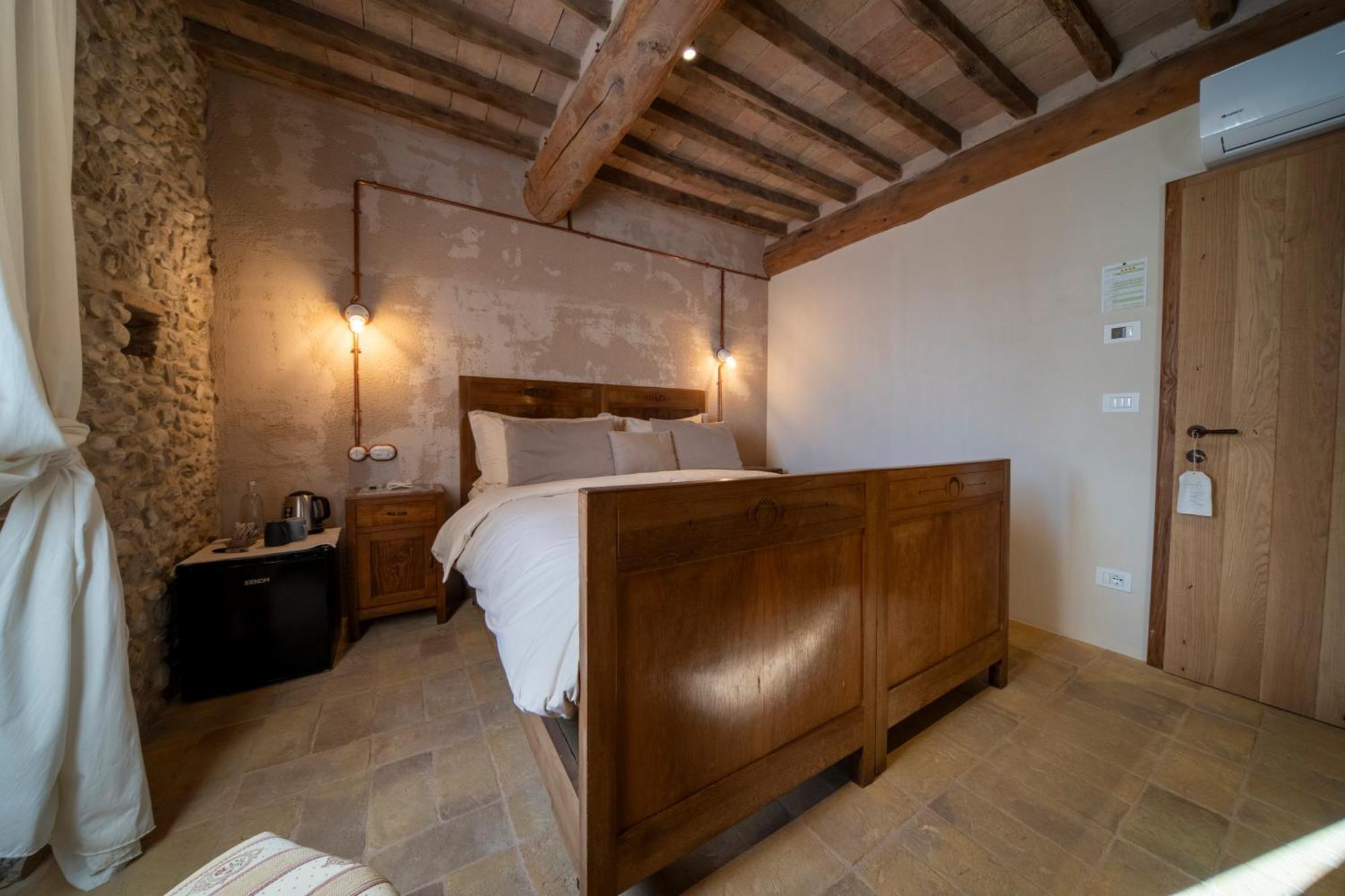 Agriturismo Podere Tovari Ангьяри Экстерьер фото