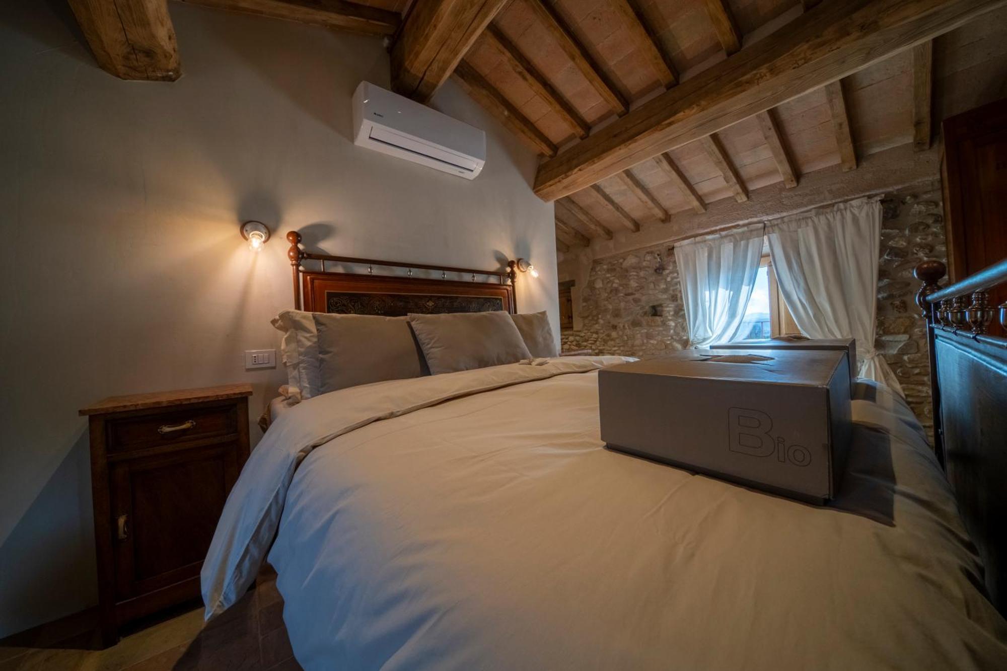 Agriturismo Podere Tovari Ангьяри Экстерьер фото